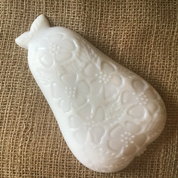 Hazel Atlas Pear Shaped Milk Glass Dish - Picture 3 of 4